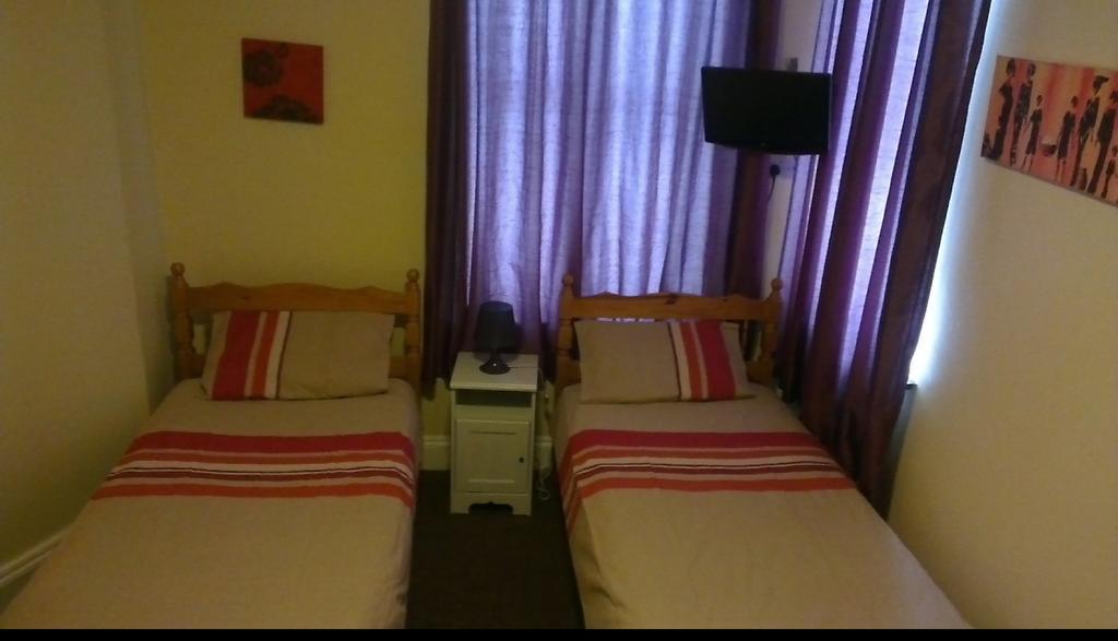 Park House B&B Лідс Номер фото